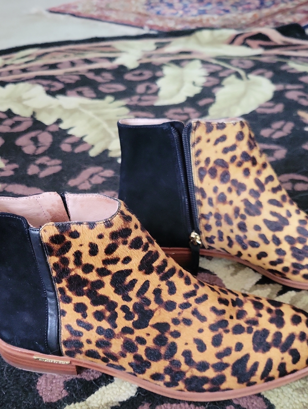 Louise et Cie Leopard-Print Chelsea Ankle Boots - Black & Tan